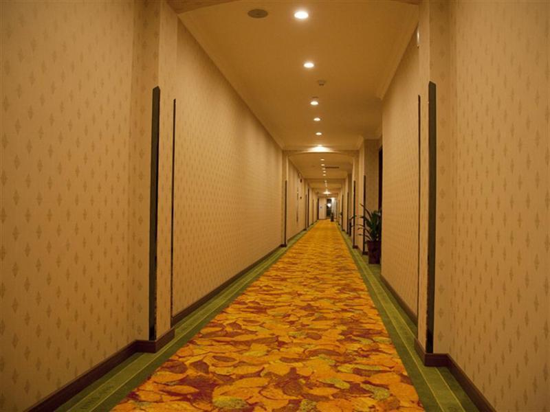 GreenTree Inn Heilongjiang Harbin Zhongyang Street Business Hotel Buitenkant foto