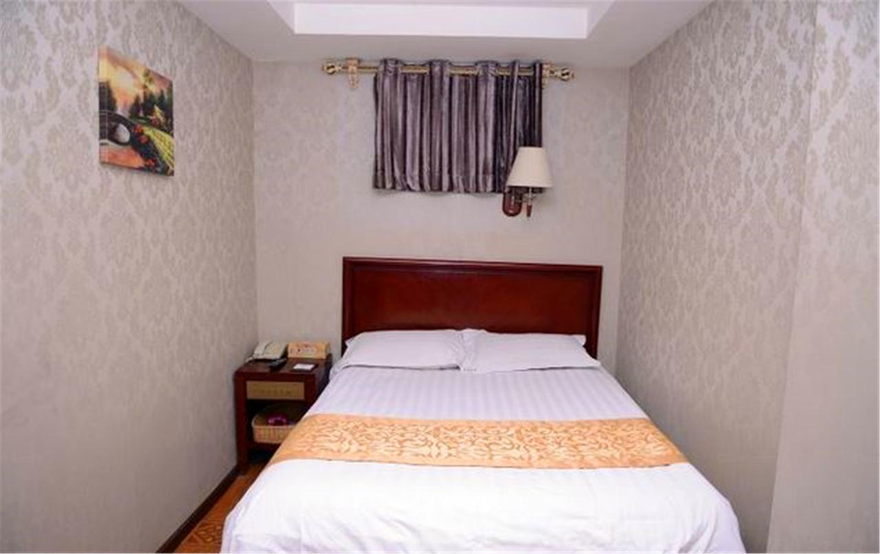 GreenTree Inn Heilongjiang Harbin Zhongyang Street Business Hotel Buitenkant foto