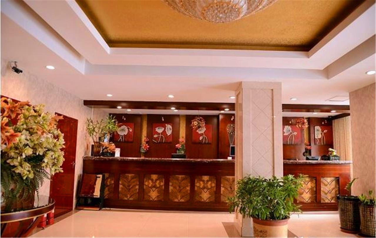 GreenTree Inn Heilongjiang Harbin Zhongyang Street Business Hotel Buitenkant foto