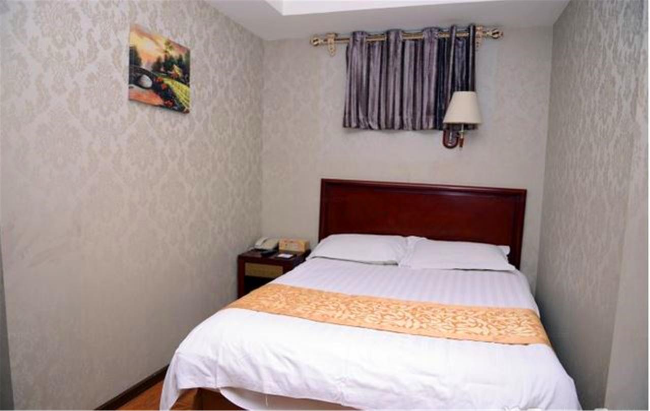 GreenTree Inn Heilongjiang Harbin Zhongyang Street Business Hotel Buitenkant foto