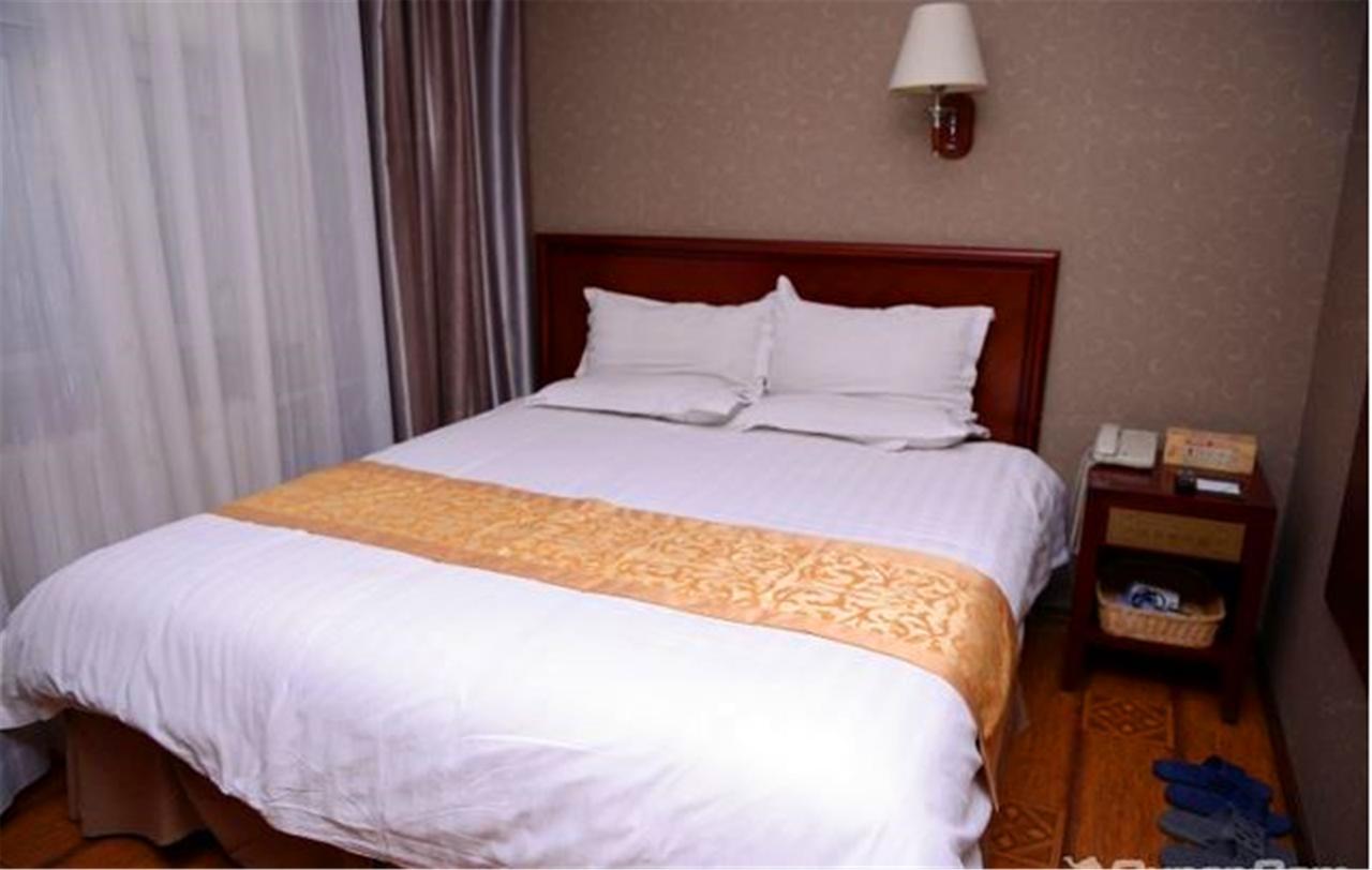 GreenTree Inn Heilongjiang Harbin Zhongyang Street Business Hotel Buitenkant foto